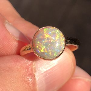 Breathtaking Antique Victorian natural Lightning Ridge Opal Statement Ring 9ct Gold