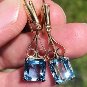 Exquisite Antique Art Deco Natural Brazilian Aquamarine Chandelier Drop Gold Earrings