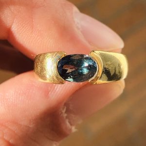 Striking Natural 1.5ct Alexandrite Statement Signet Gypsy Ring 18ct Gold