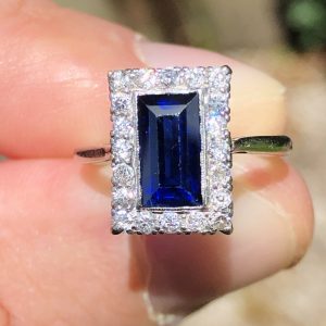 Striking Antique Art Deco Natural Royal Blue Sapphire & Diamond Platinum Ring