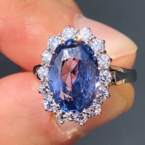 Stunning Vintage Natural 5ct Ceylon Sapphire & Diamond Statement Ring 18ct Gold