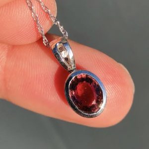 Stunning natural Pink tourmaline & Diamond drop Gold Pendant 9ct White gold