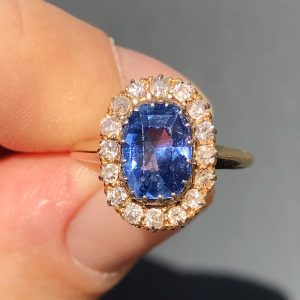 stunning antique victorian natural ceylon sapphire & old cut diamond ring 18ct Gold