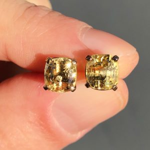 Stunning Antique Art Deco natural 4.6ct Ceylon Sapphire Earring studs 9ct Gold