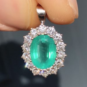 Striking Vintage Natural 3.5ct Emerald & Diamond Statement Pendant 18ct Gold