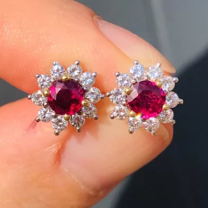 Striking Vintage natural 2ct Ruby & Diamond Daisy Flower Earrings 18ct Gold