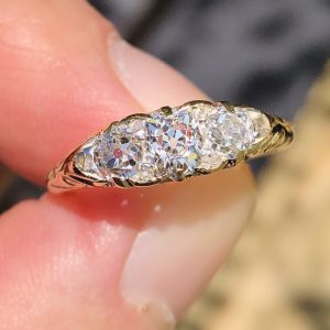Antique Victorian natural 1ct Old Cut Diamond three stone ring 18ct Gold