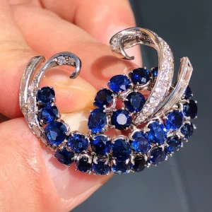 Outstanding 1950s natural royal blue sapphire & old cut Diamond set statement brooch in solid 18ct white gold
