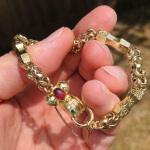 Antique Georgian Natural Emerald & Garnet Gold Statement Bracelet 18ct Gold