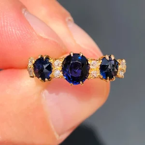 Share Antique Victorian Natural Sapphire & Diamond Ring Engagement Ring 18ct Gold