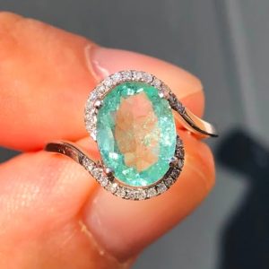 Beautiful Natural 2ct Paraiba tourmaline & Diamond Solitaire Ring 14ct Gold – size M